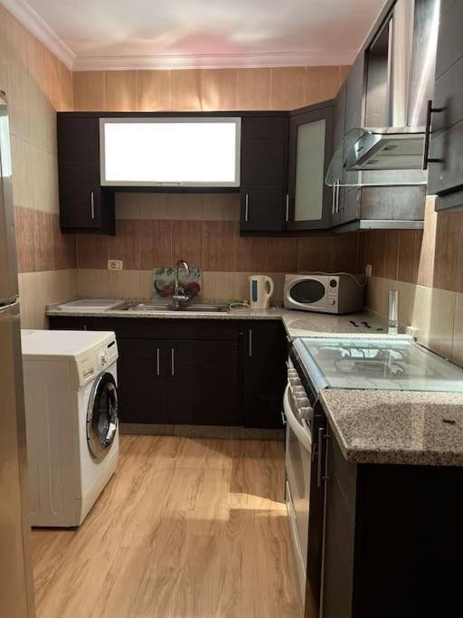 Ronza Elegant Apartment Amman Exteriör bild
